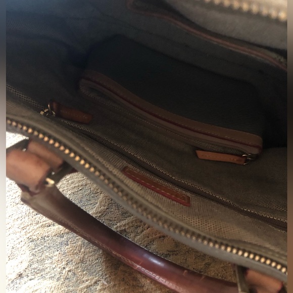 Dooney and Bourke bag - Picture 8 of 8